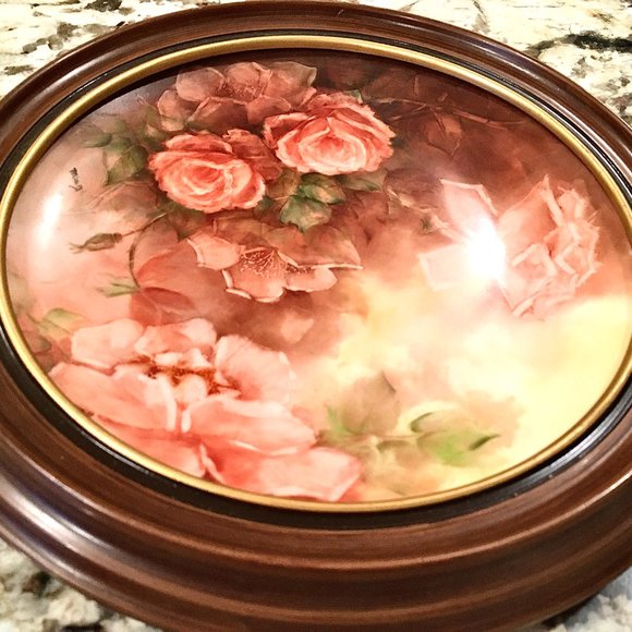 Georgous Hand Painted Pink Rose Plate Signed By Mag. - Picture 2 of 4